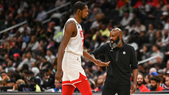 Kevin Durant and Jacque Vaughn